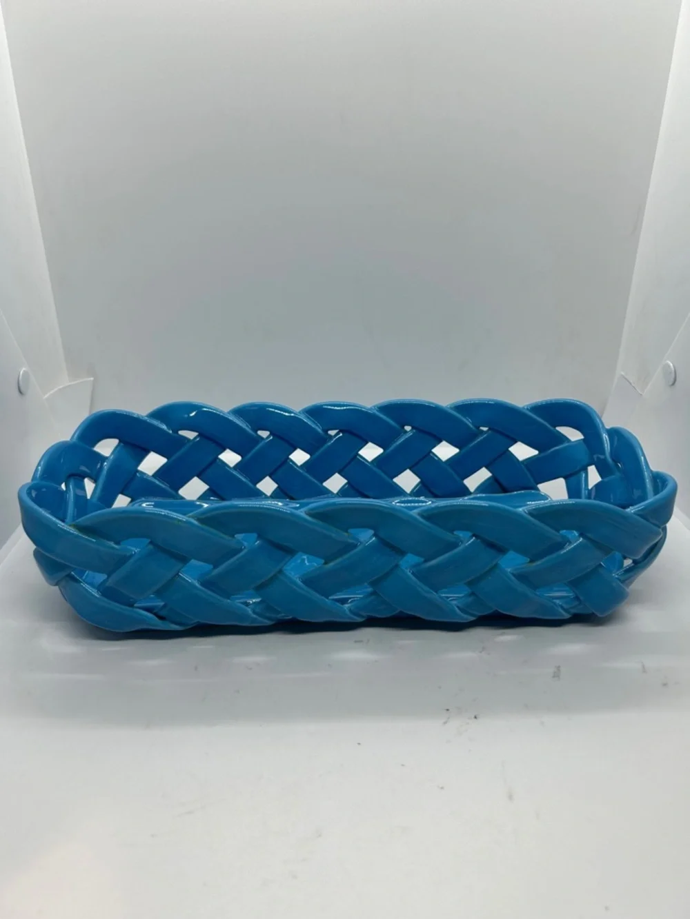 Primo'Gi Ceramic Blue Woven Fruit, Bread Basket